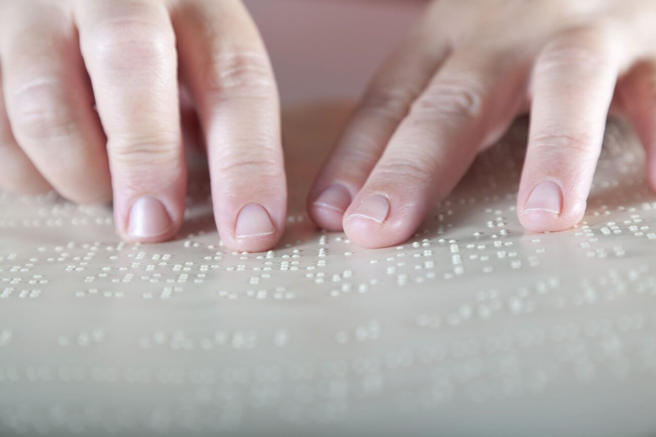 Ensino De Braille E Libras