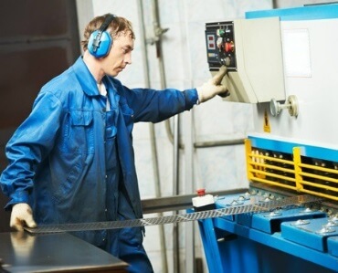 NR 12 - Segurança no Trabalho em Máquinas e Equipamentos